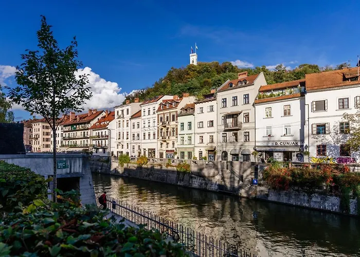 The Muse' Hideaway דירה